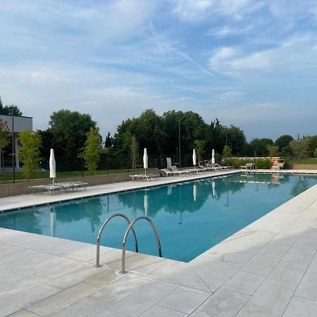 Garden Borgo Secolo Apartment Peschiera del Garda Bagian luar foto