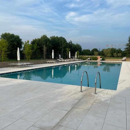 Garden Borgo Secolo Apartment Peschiera del Garda Bagian luar foto